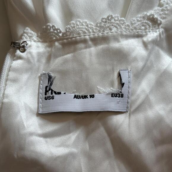 Princess Polly white silky square neck dress - Picture 6 of 7